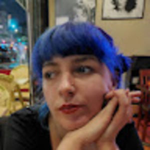 Meet your Posher, Liz